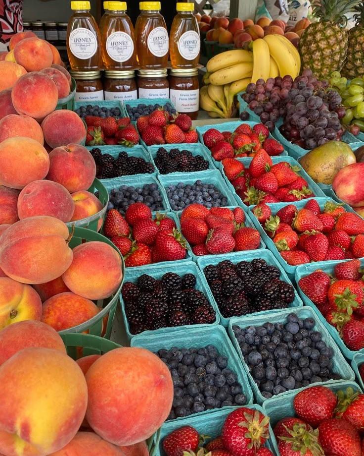 Berry Bounty: Freshness in Every Pint
